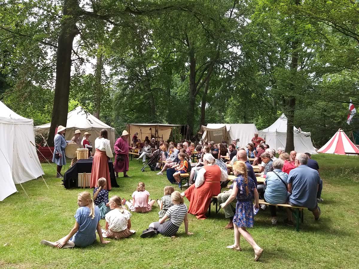 Historisch Festival Doorn 3 Verteller op het Historisch Festival Doorn