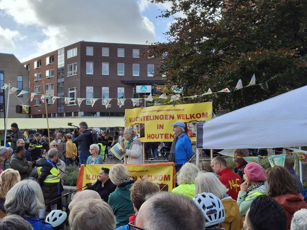 Opnieuw een demonstratie in Houten 3 4 oktober 4